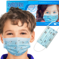 CUBREBOCA INFANTIL DE 3 PLIEGOS AZUL CON DIBUJO DE PANDA CAJA CON 50 PIEZAS